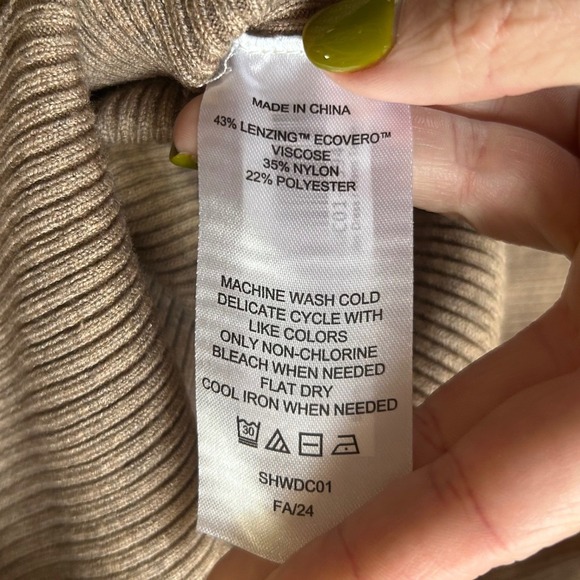 Quince Midi Sweater Dress M Long Sleeve Side Slit Mock Neck Quiet Luxury NWT - Picture 6 of 8